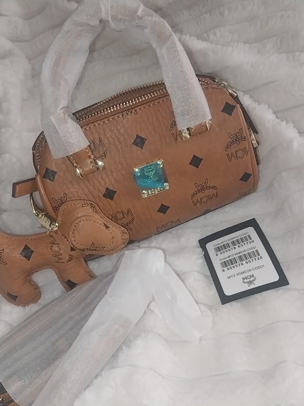MCM - Picture 3 of 11